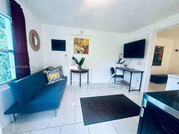 1533 SW 29th Ave, Unit 1, Fort Lauderdale, FL 33312