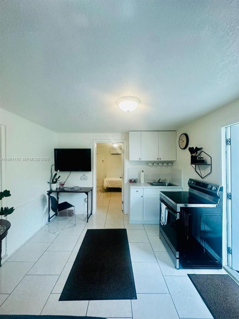 1533 SW 29th Ave, Unit 1, Fort Lauderdale, FL 33312 Photo