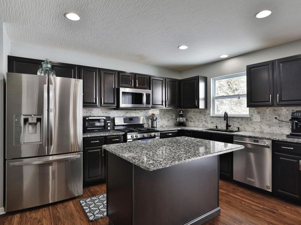 2024 Grove Tree Court, Grove City, OH 43123