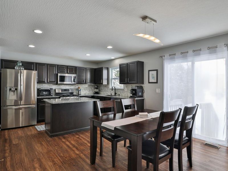 2024 Grove Tree Court, Grove City, OH 43123 Photo 14