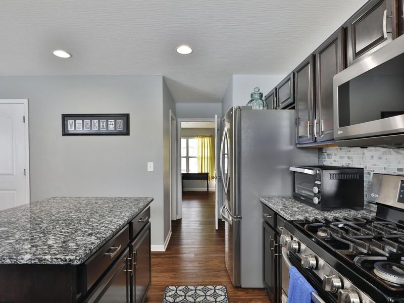 2024 Grove Tree Court, Grove City, OH 43123 Photo 17