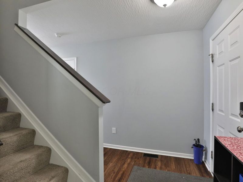 2024 Grove Tree Court, Grove City, OH 43123 Photo 8