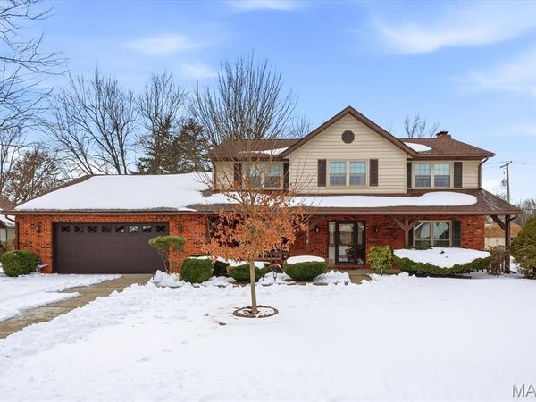 1017 Woodleaf Drive, O'Fallon, IL 62269