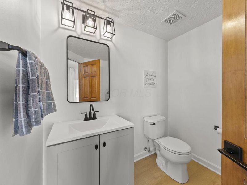 6206 Feder Road, Columbus, OH 43228 Photo 16