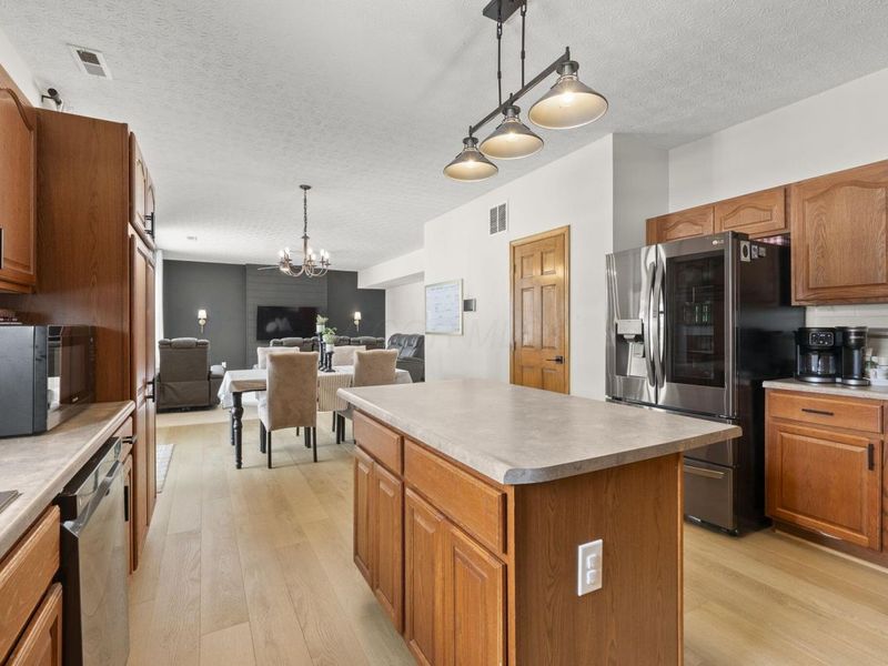 6206 Feder Road, Columbus, OH 43228 Photo 19