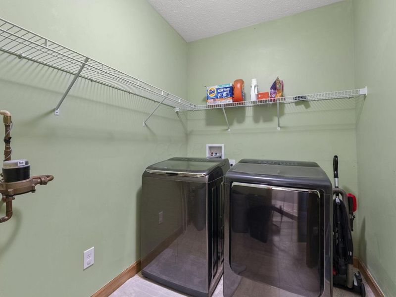 6206 Feder Road, Columbus, OH 43228 Photo 22