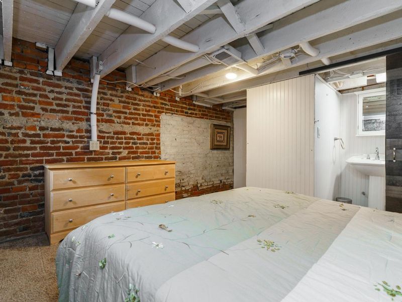 33 E Frankfort Street , Columbus, OH 43206 Photo 34