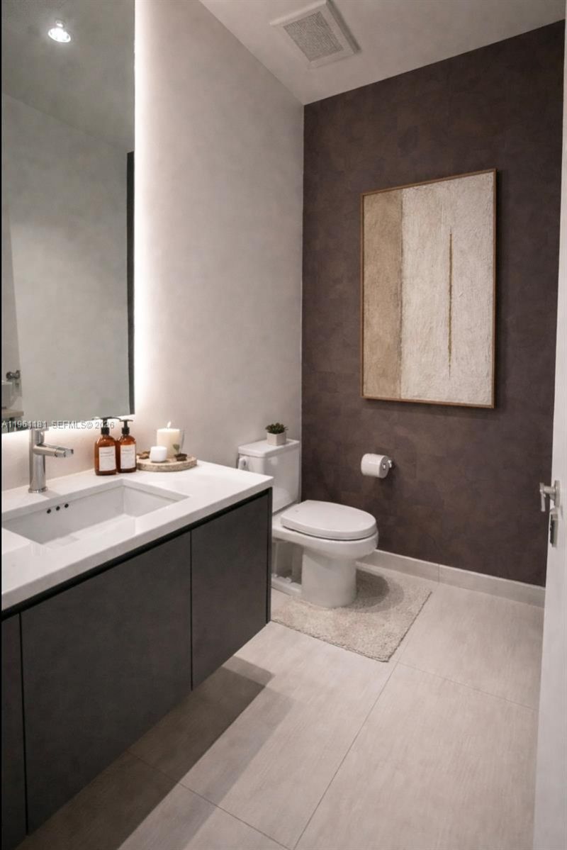 3300 NE 188th St , Unit LPH16, Aventura, FL 33180 Photo