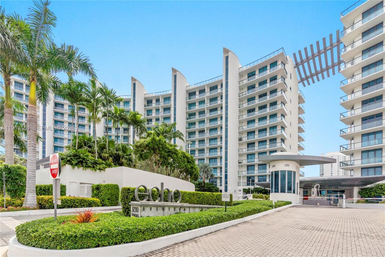 3300 NE 188th St , Unit LPH16, Aventura, FL 33180 Photo