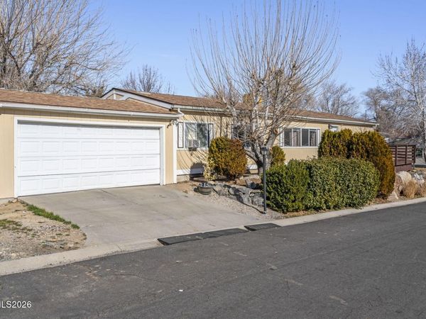 2701 Larkspur Street, Reno, NV 89512