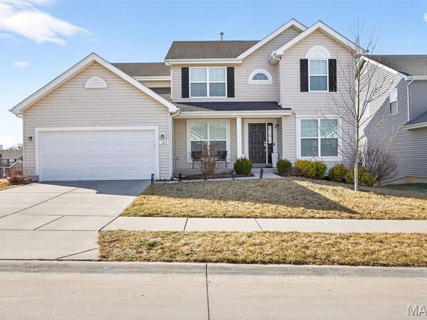 169 Hidden Bluffs Drive, Lake St Louis, MO 63367