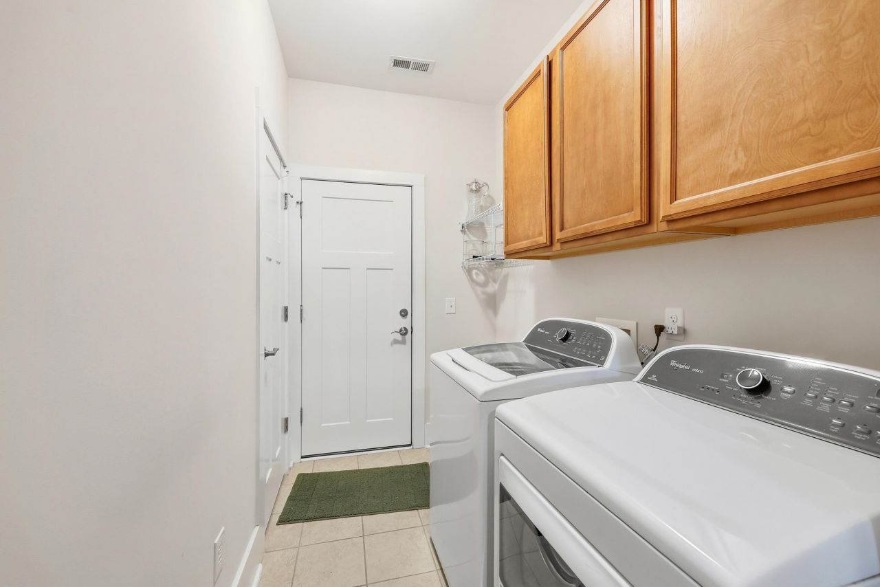 281 Outboard Dr. Photo 16