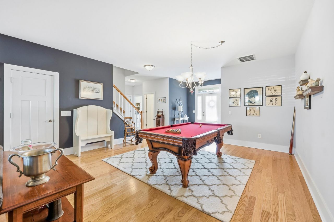 281 Outboard Dr. Photo 5