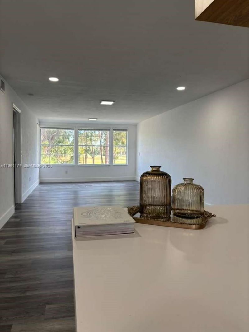 1005 Palm Beach Trace Dr , Unit 1005, Royal Palm Beach, FL 33411 Photo