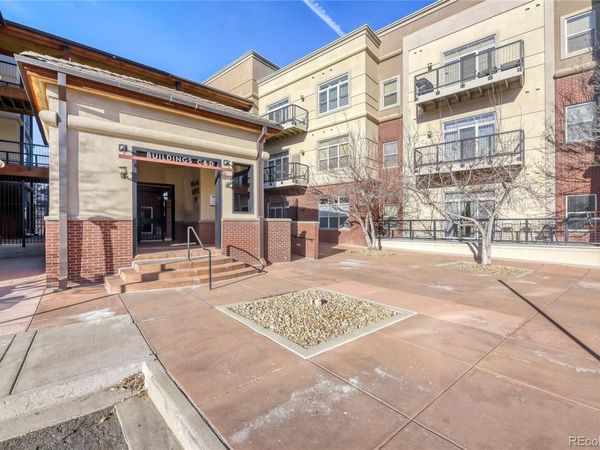 5677 S Park Place, Unit D302, Englewood, CO 80111