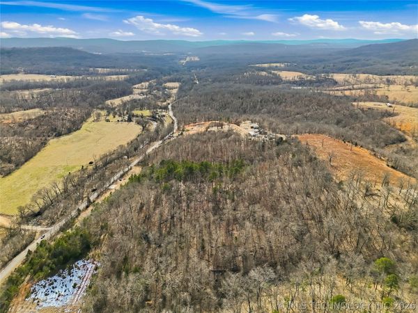 4735 Road , Stilwell, OK 74960