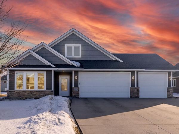 1214 Tikalsky Street SE, New Prague, MN 56071