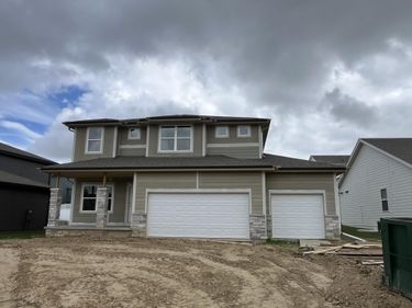 1861 HEMLOCK Street, COUNCIL BLUFFS, IA 51503