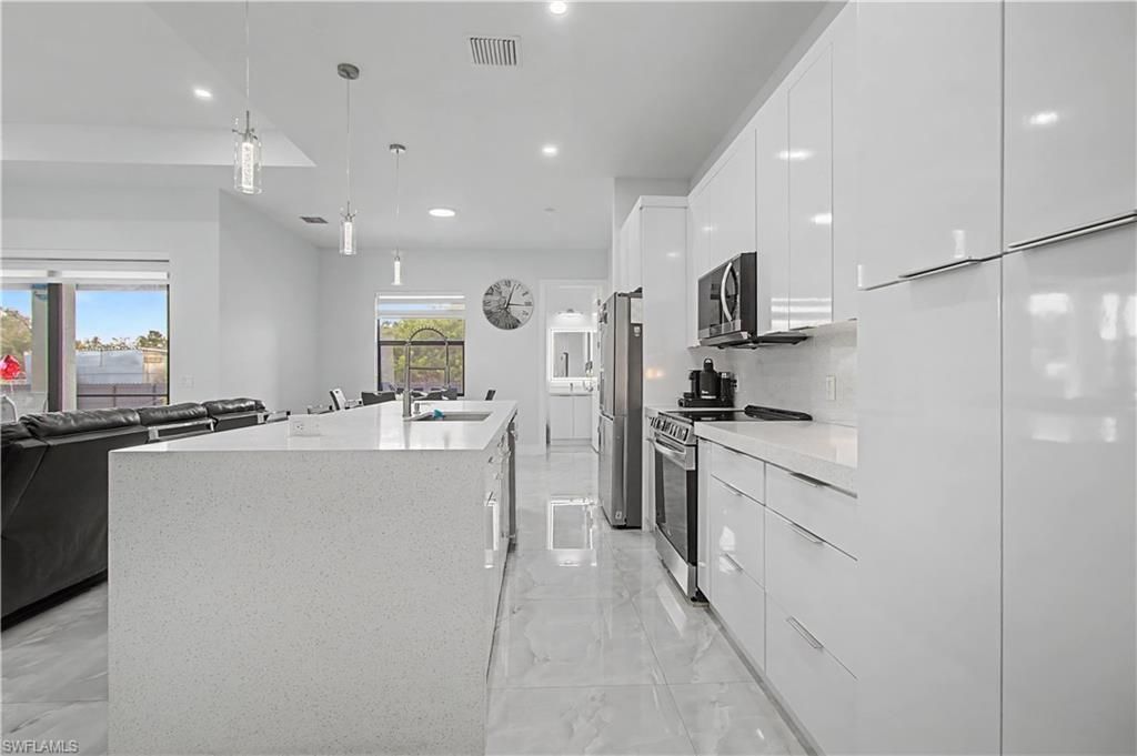 3705 23rd St Sw, Lehigh Acres, FL 33976 Photo