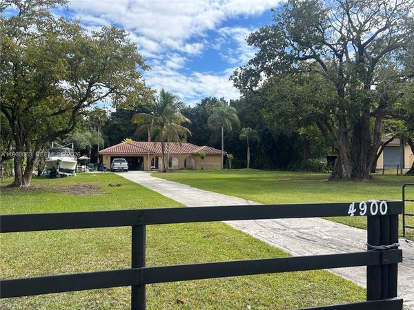 4900 SW 178th ave , Southwest Ranches, FL 33331