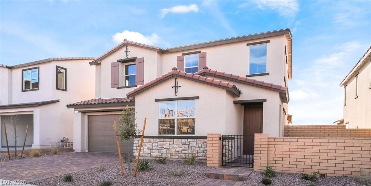 733 Cloud Creek Street, Henderson, NV 89011