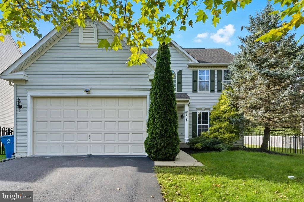 727 Brighton Way, New Hope, PA 18938 Main Photo