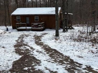 186 LITTLE WOLF ROAD, SNOW SHOE, PA 16874