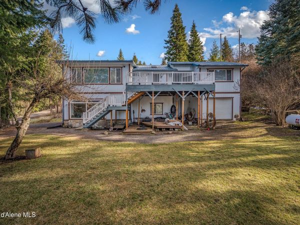 251 E Park AVE , Harrison, ID 83833