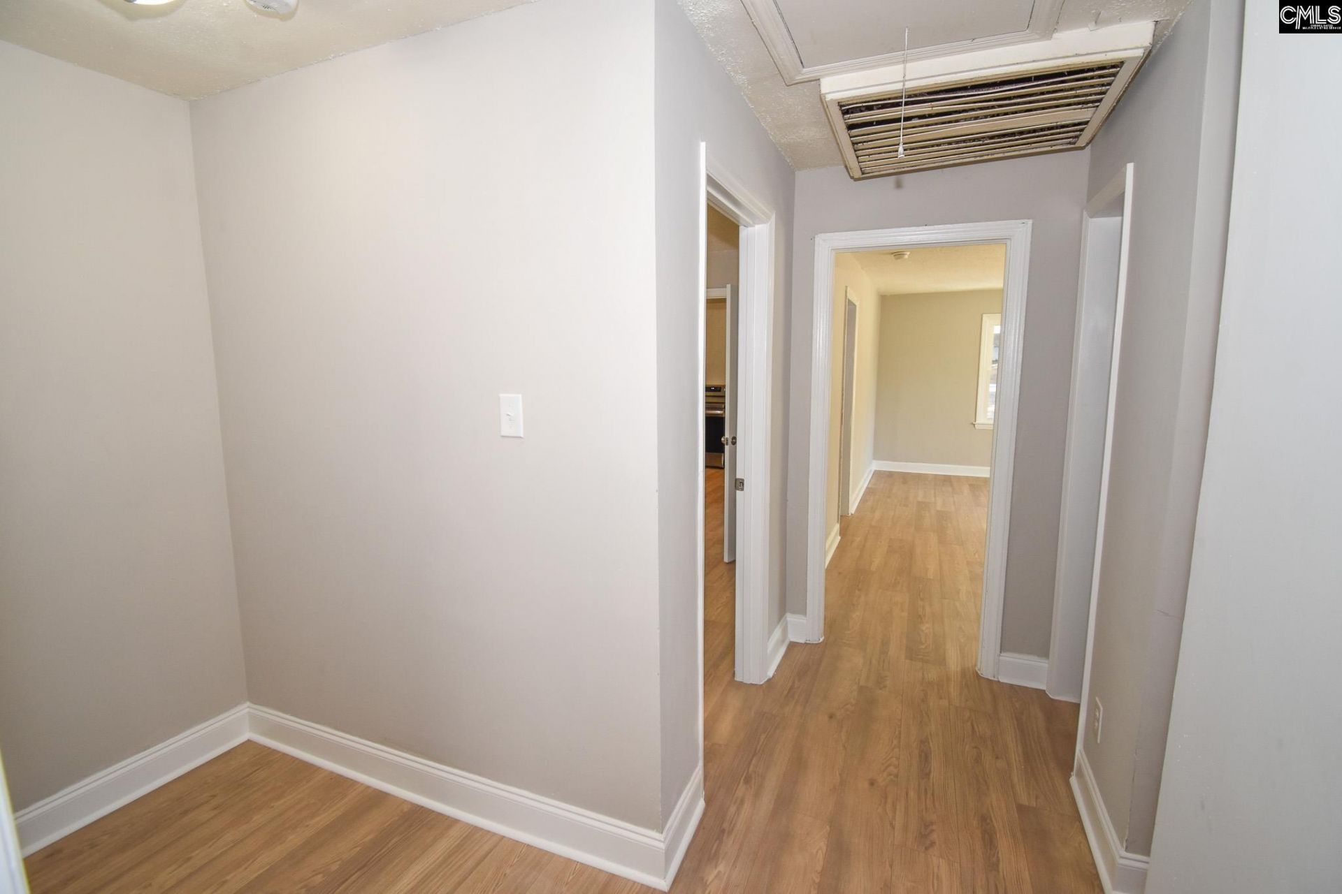5400 Pinestraw Road Photo 13