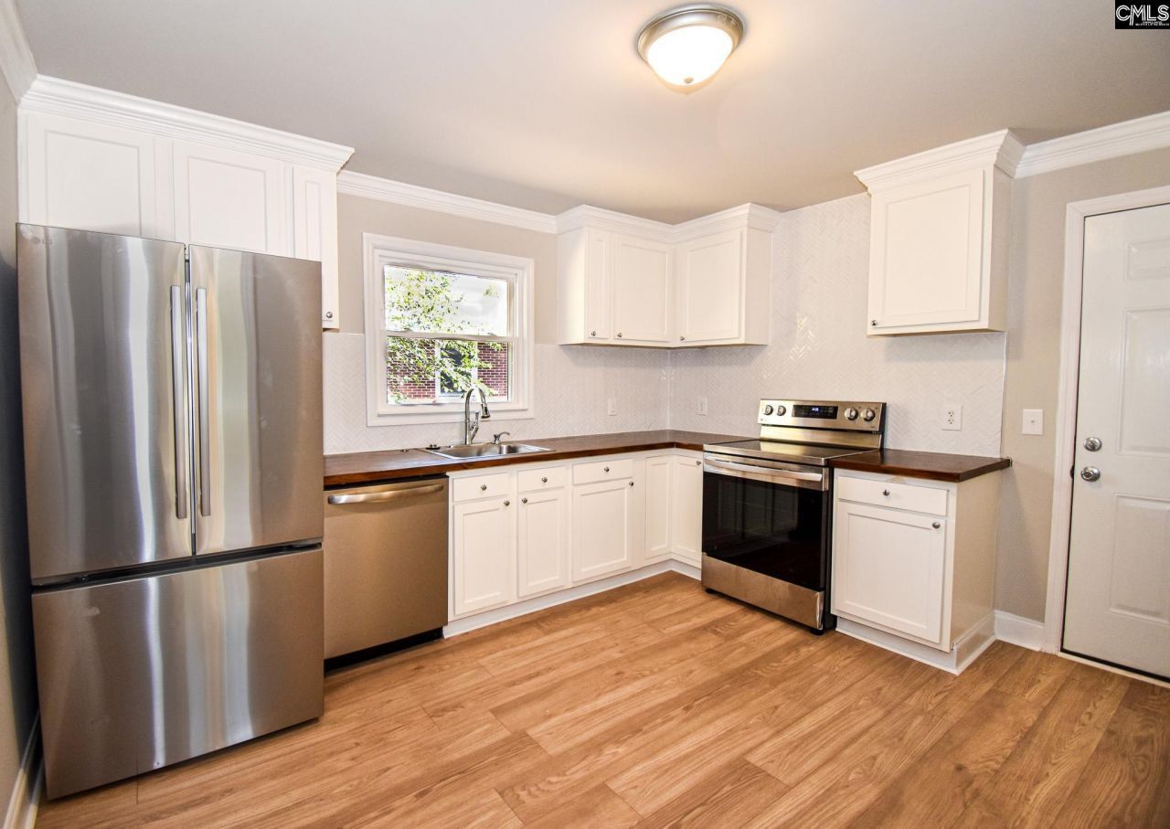 5400 Pinestraw Road Photo 15