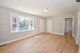 5400 Pinestraw Road photo 4