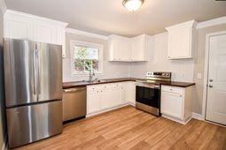 5400 Pinestraw Road photo 4
