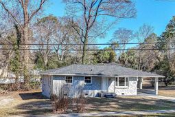 5400 Pinestraw Road photo 4