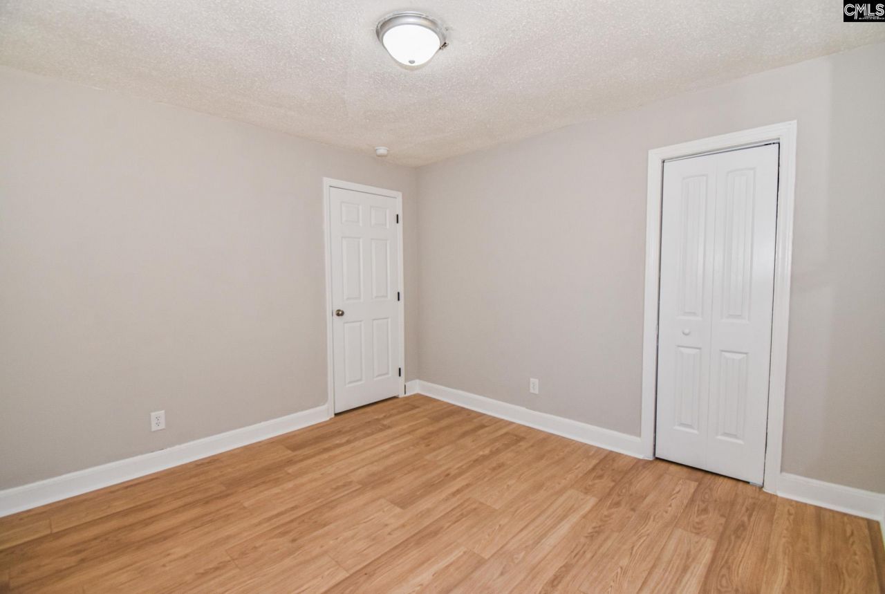 5400 Pinestraw Road Photo 31