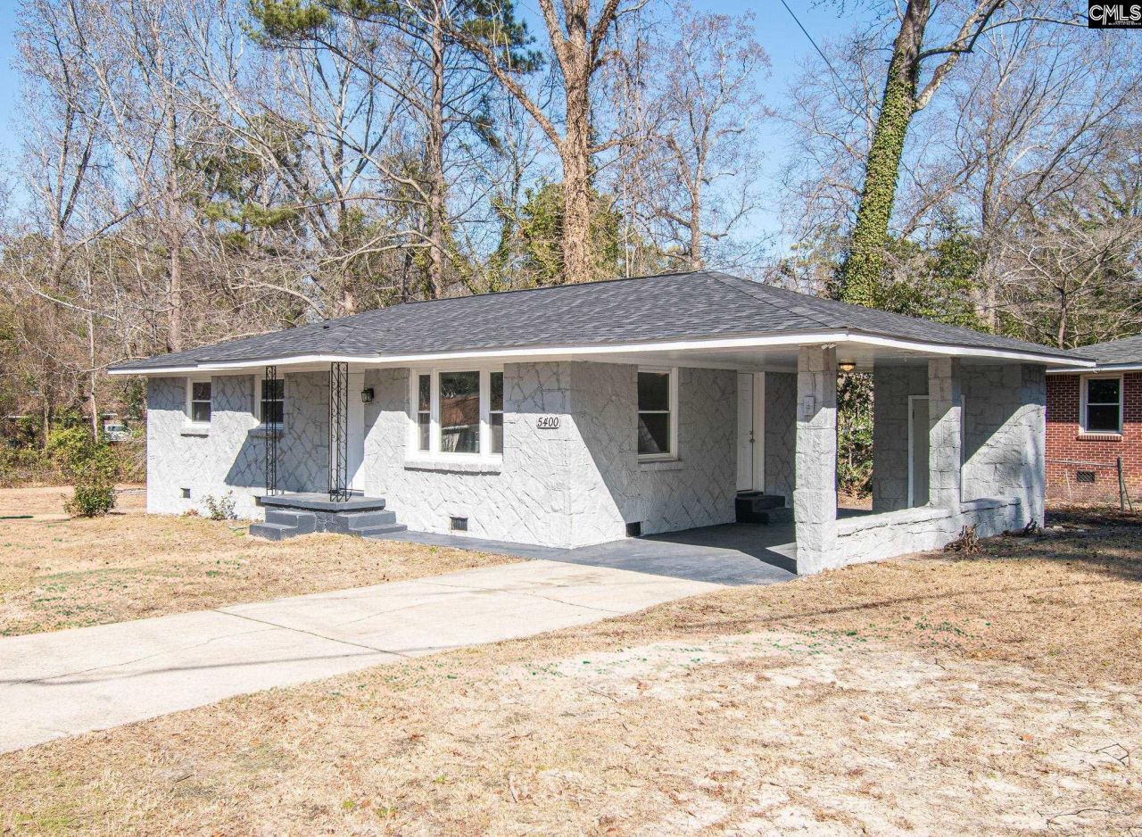 5400 Pinestraw Road Photo 6