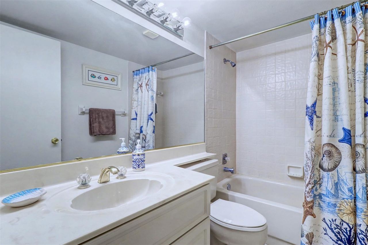 18400 Gulf Boulevard, Unit 1302, Indian Shores, FL 33785 Photo