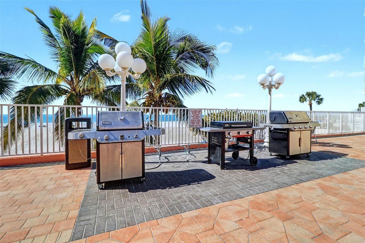 18400 Gulf Boulevard, Unit 1302, Indian Shores, FL 33785 Photo