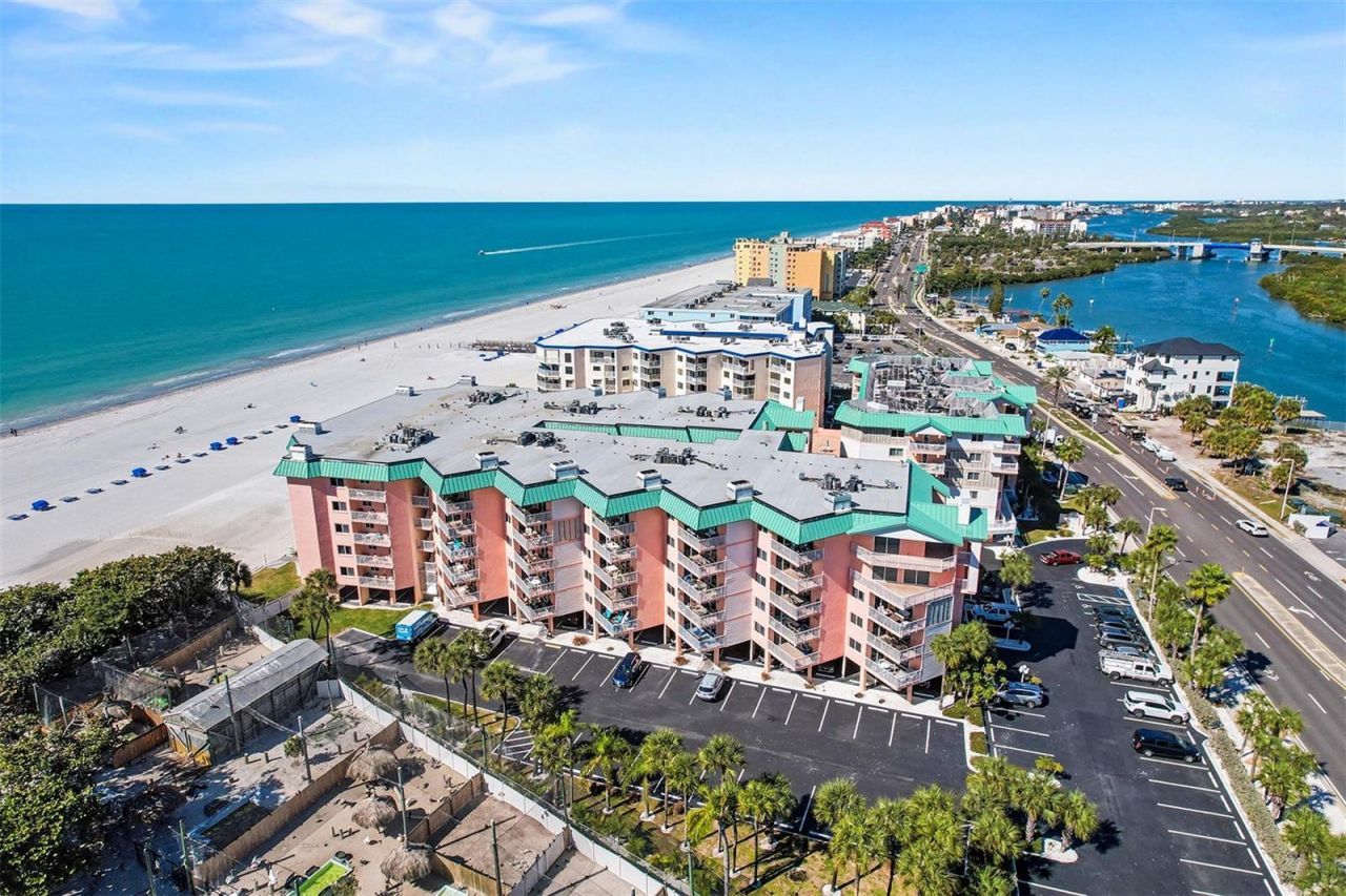 18400 Gulf Boulevard, Unit 1302, Indian Shores, FL 33785 Photo
