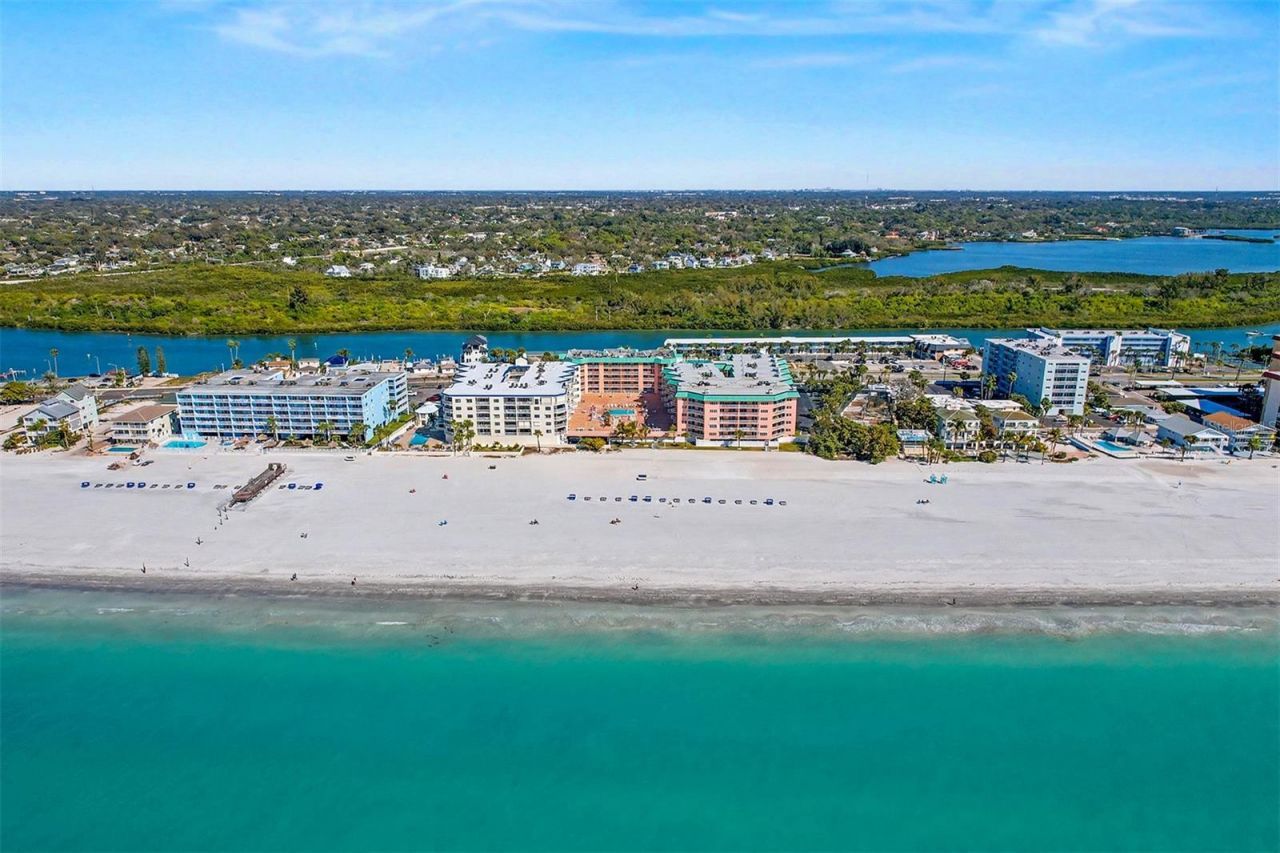 18400 Gulf Boulevard, Unit 1302, Indian Shores, FL 33785 Photo