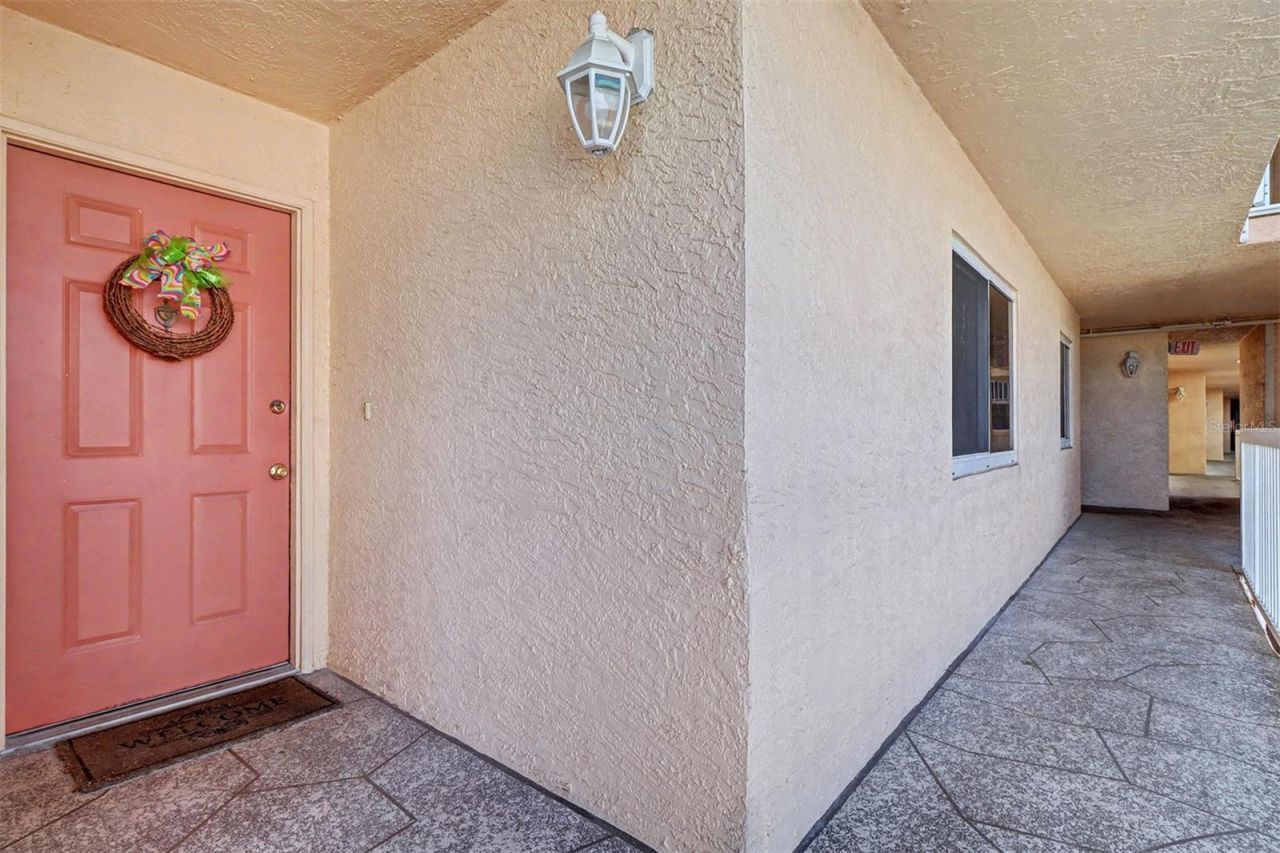 18400 Gulf Boulevard, Unit 1302, Indian Shores, FL 33785 Photo