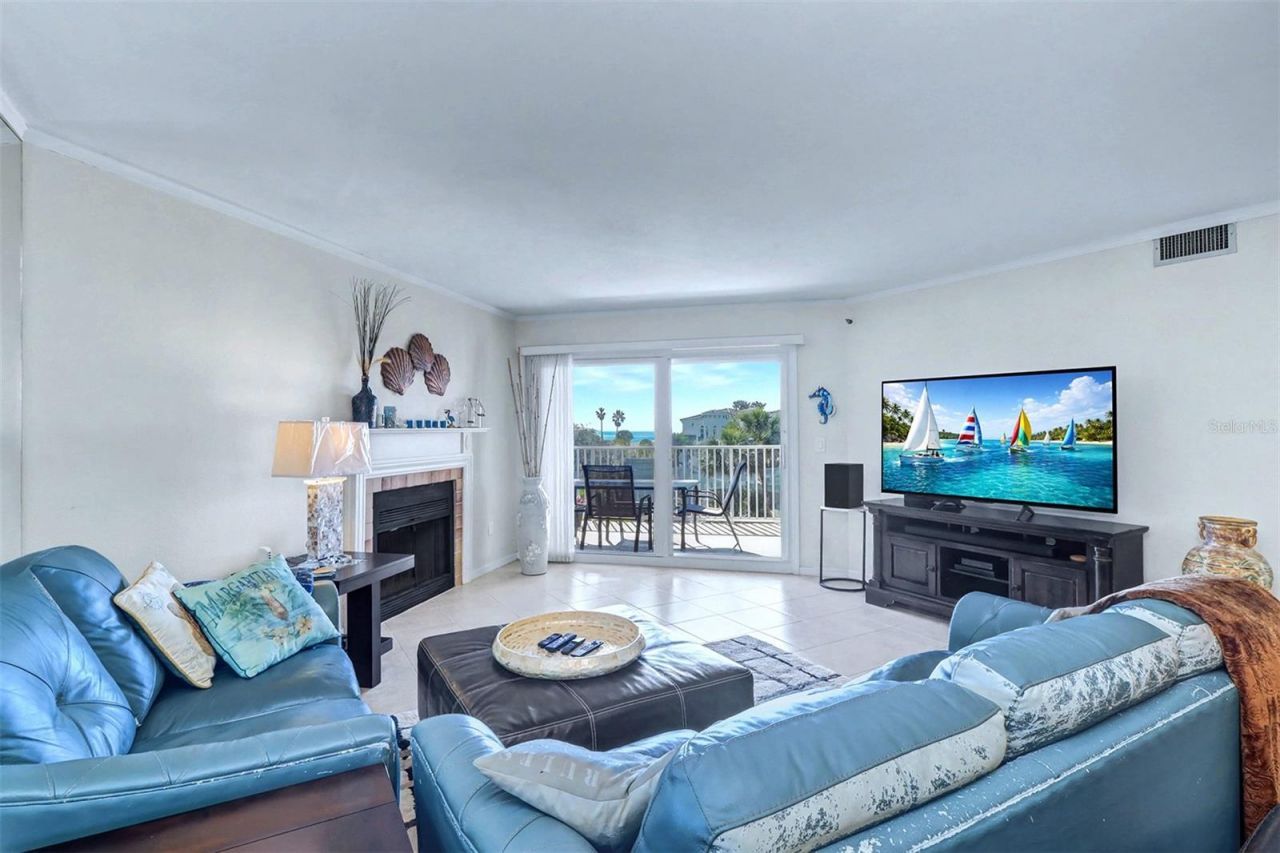 18400 Gulf Boulevard, Unit 1302, Indian Shores, FL 33785 Photo