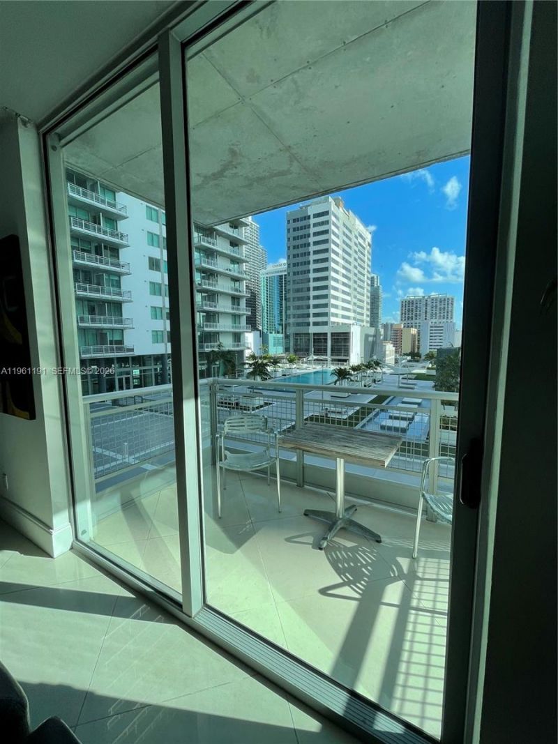 690 SW 1st Ct, Unit 1021, Miami, FL 33130 Photo