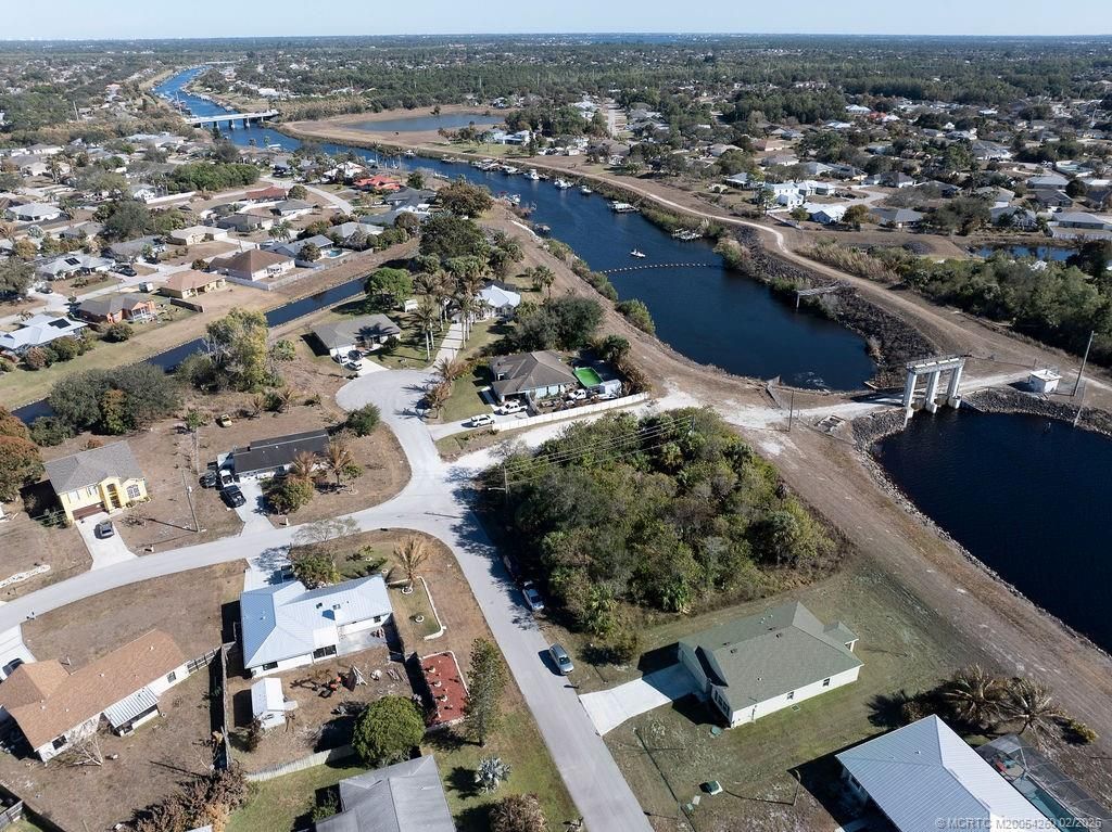 400 SW Aster Road, Port Saint Lucie, FL 34953 Photo