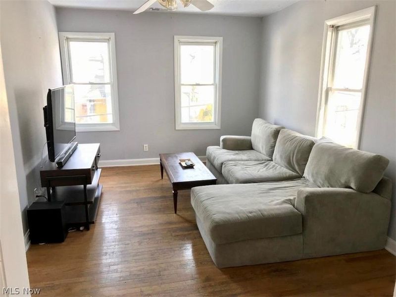 769 Brayton Avenue, Cleveland, OH 44113 Photo 9