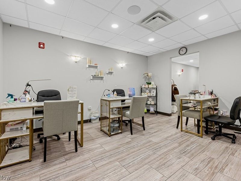 18820 Bagley Road, Middleburg Heights, OH 44130 Photo 21