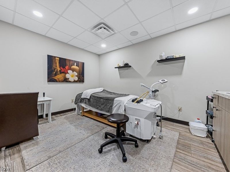 18820 Bagley Road, Middleburg Heights, OH 44130 Photo 24