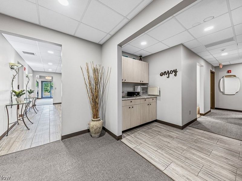 18820 Bagley Road, Middleburg Heights, OH 44130 Photo 27