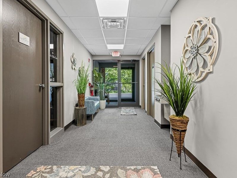 18820 Bagley Road, Middleburg Heights, OH 44130 Photo 33