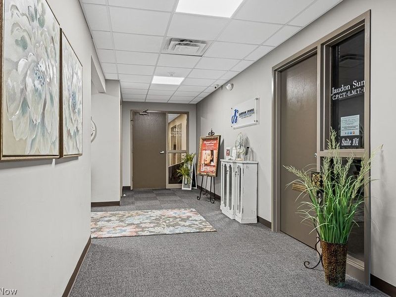 18820 Bagley Road, Middleburg Heights, OH 44130 Photo 34