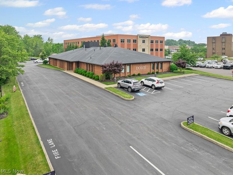 18820 Bagley Road, Middleburg Heights, OH 44130 Photo 7